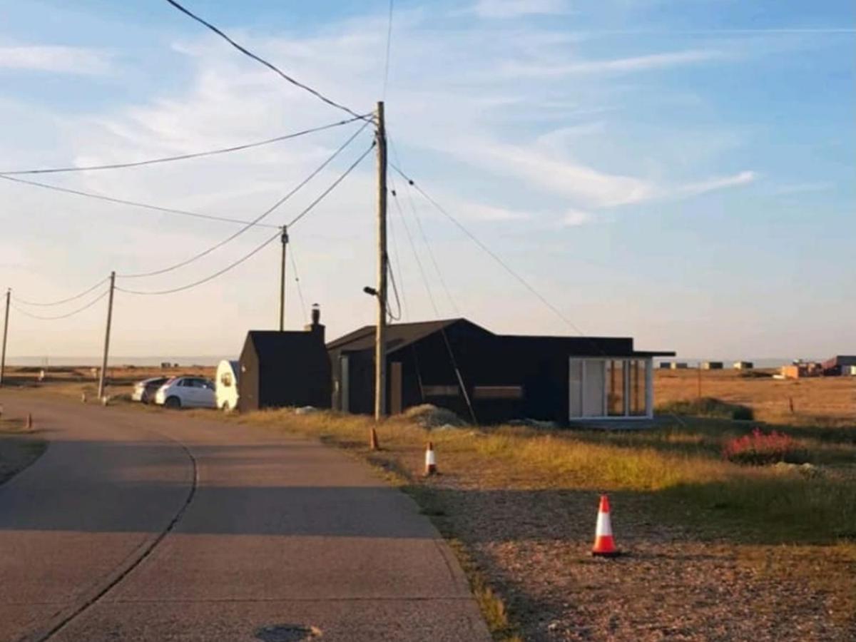 Pass The Keys Fabulous Beach Front Holiday Location Lydd Екстериор снимка