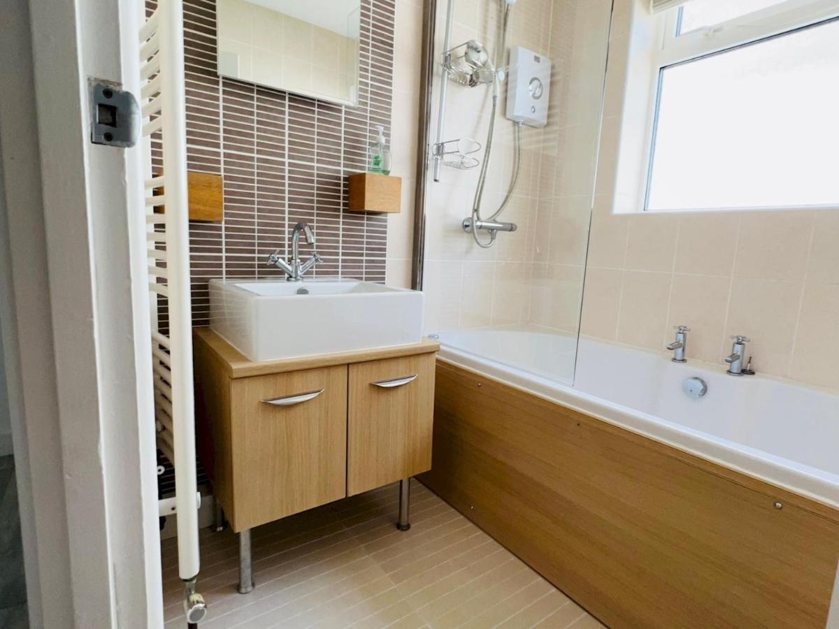 Pass The Keys Fabulous Beach Front Holiday Location Lydd Екстериор снимка