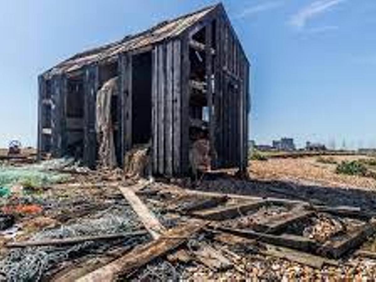 Pass The Keys Fabulous Beach Front Holiday Location Lydd Екстериор снимка